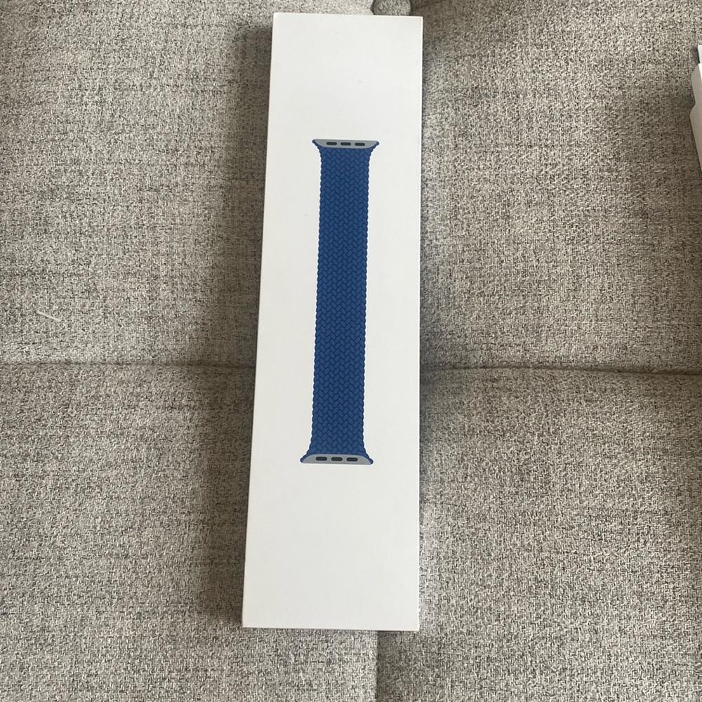NWT Apple Watch 44mm Atlantic Blue Braided Solo Loop